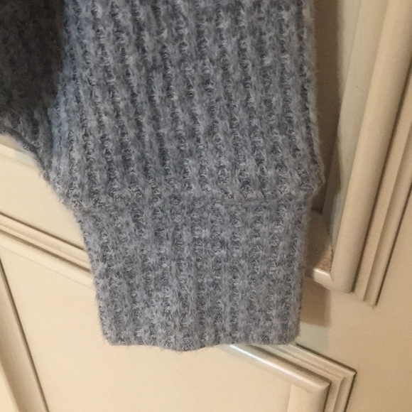 Grey sweater top great condition never worn - Picture 4 of 6